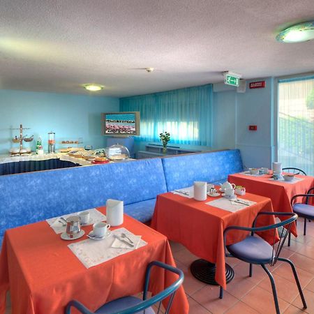 Hotel Giannino Porto Recanati Kültér fotó