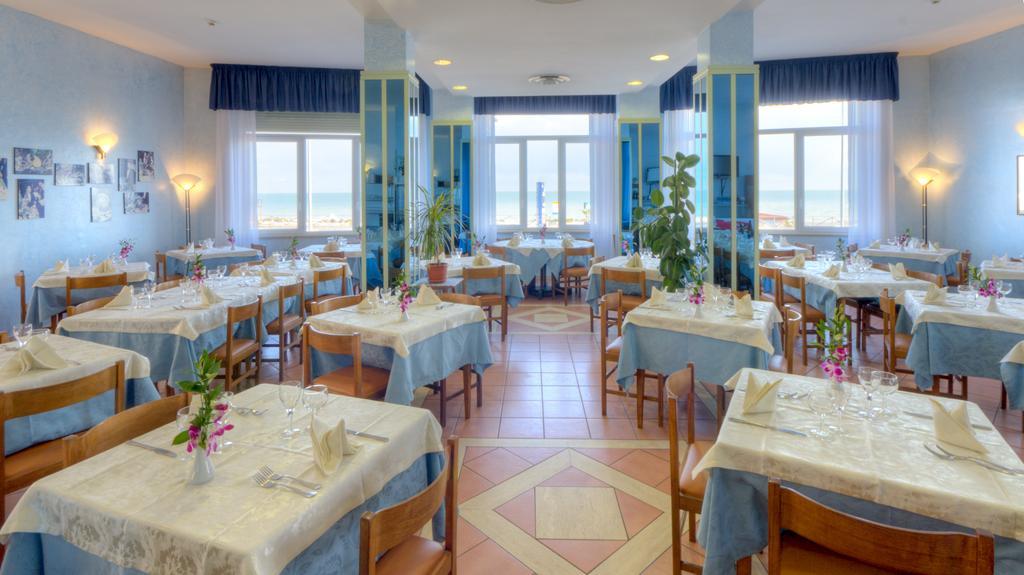 Hotel Giannino Porto Recanati Kültér fotó