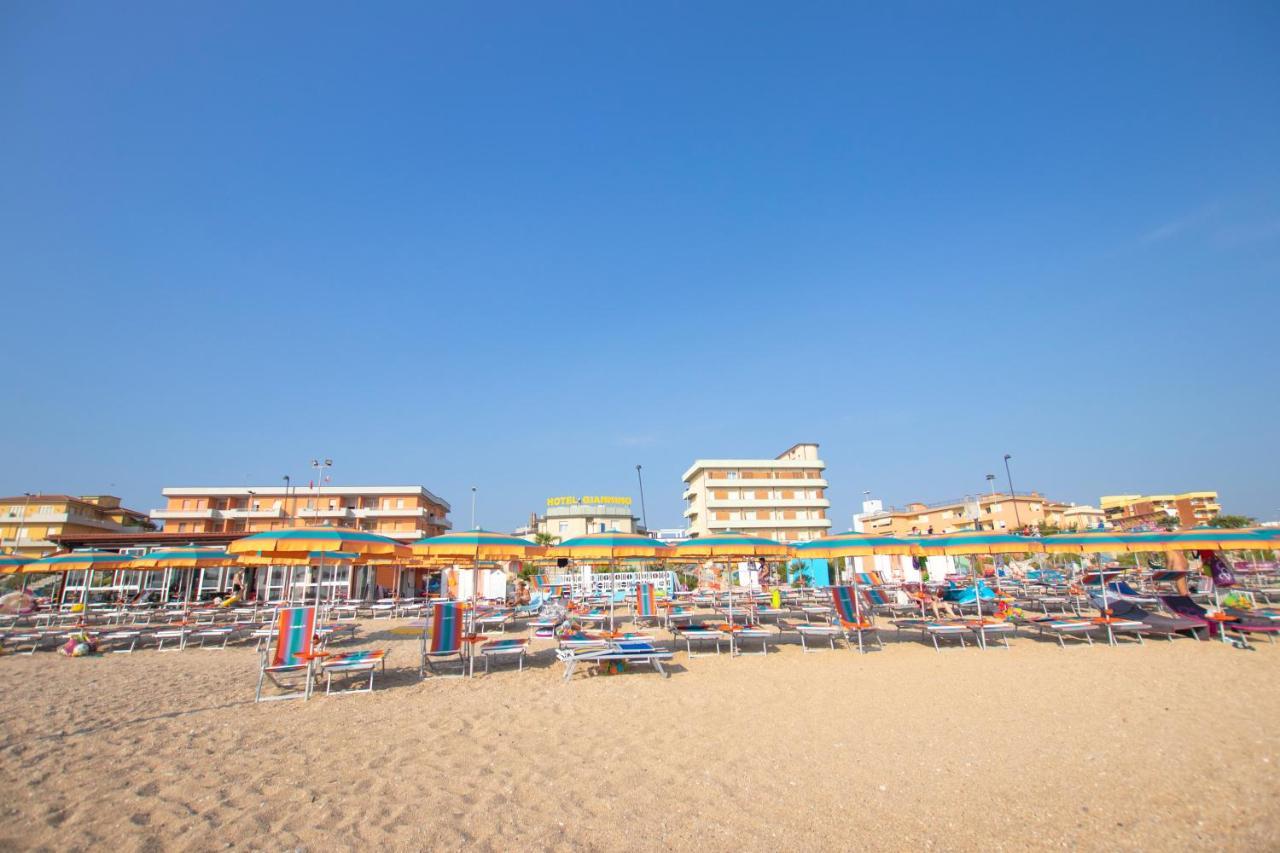 Hotel Giannino Porto Recanati Kültér fotó